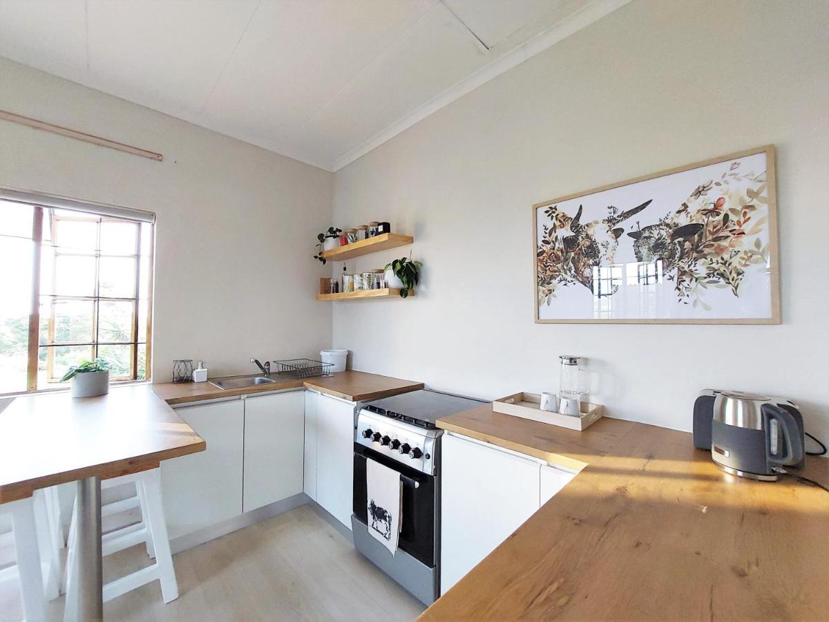 האוויק Upmarket Off Grid Cottage On Organic Farm In Secure Estate מראה חיצוני תמונה